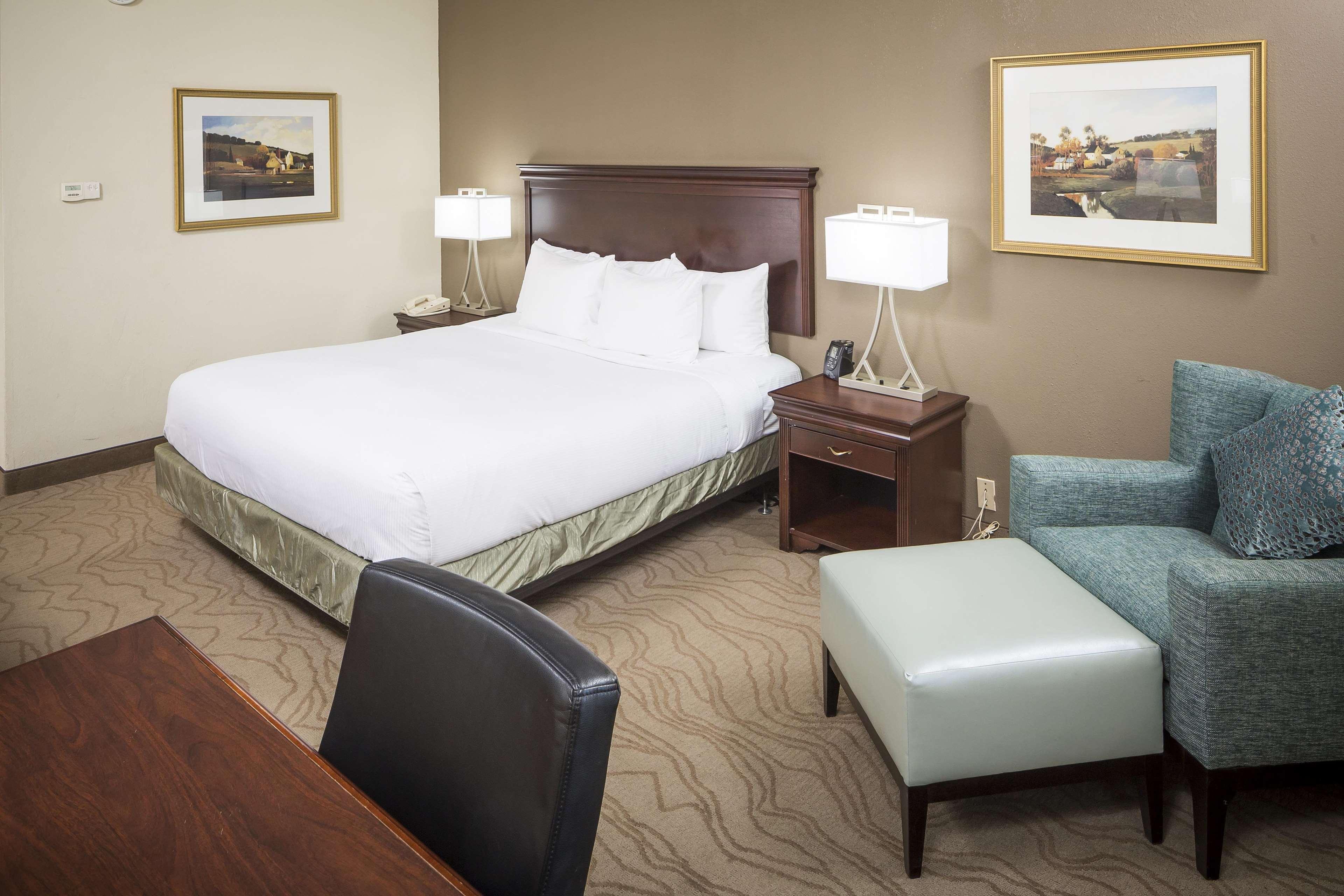 Envision Hotel & Conference Center Mansfield-Foxboro Bagian luar foto