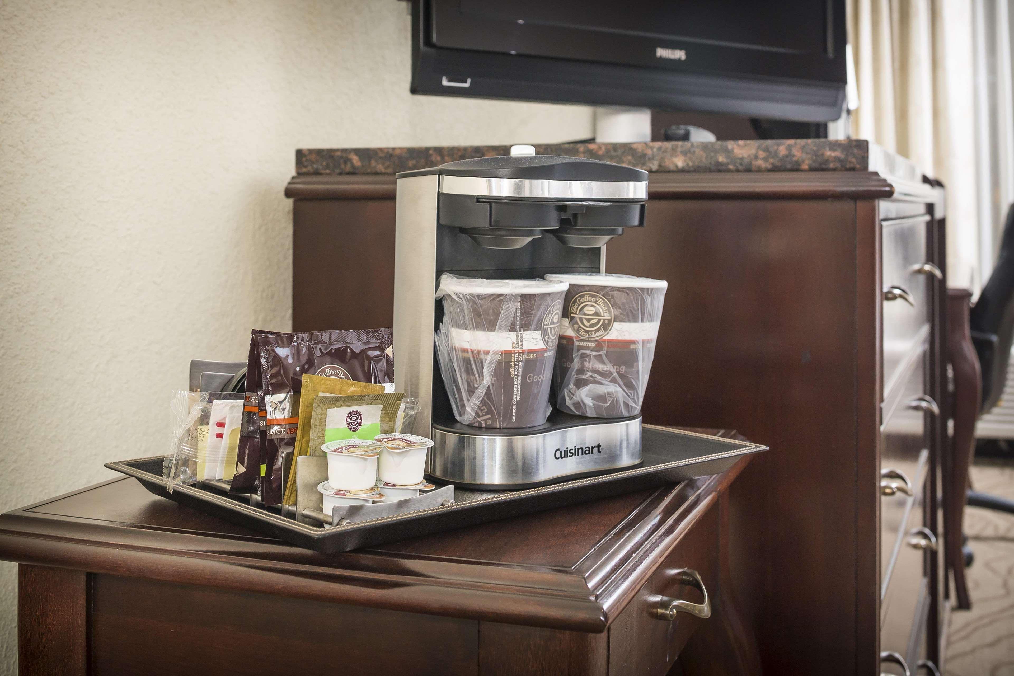 Envision Hotel & Conference Center Mansfield-Foxboro Bagian luar foto