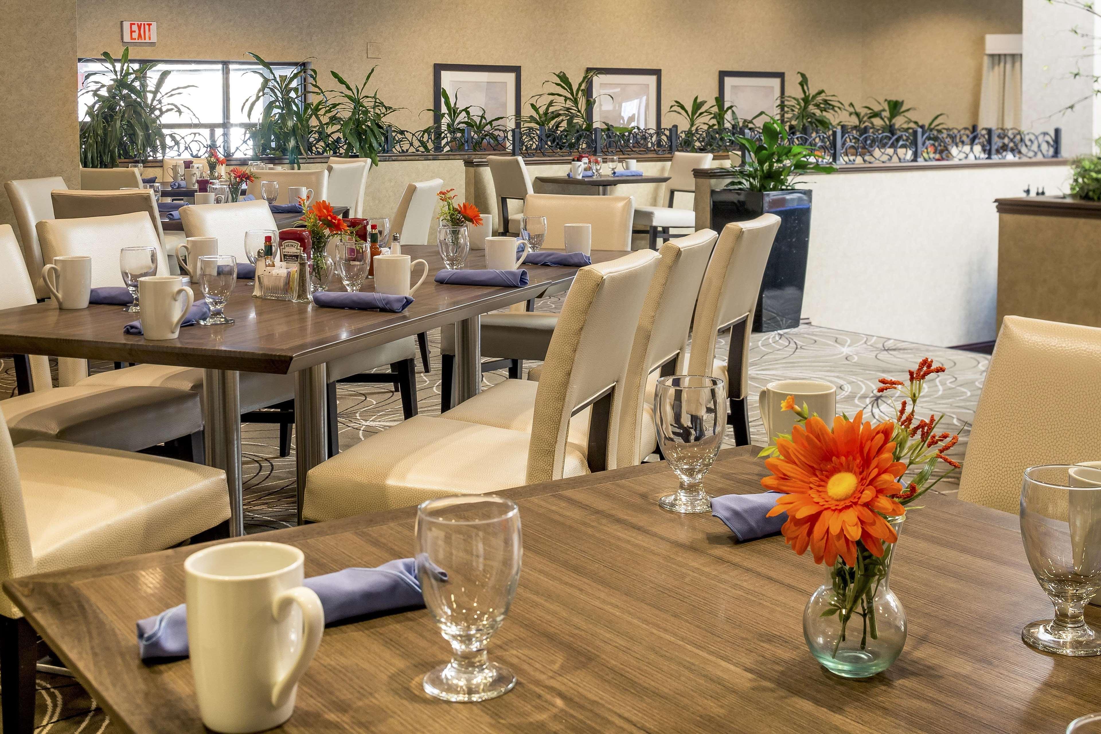 Envision Hotel & Conference Center Mansfield-Foxboro Bagian luar foto